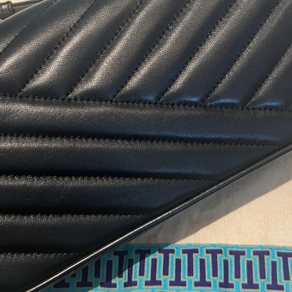 Tory Burch Kira Chevron Shoulder Bag - Picture 8 of 9